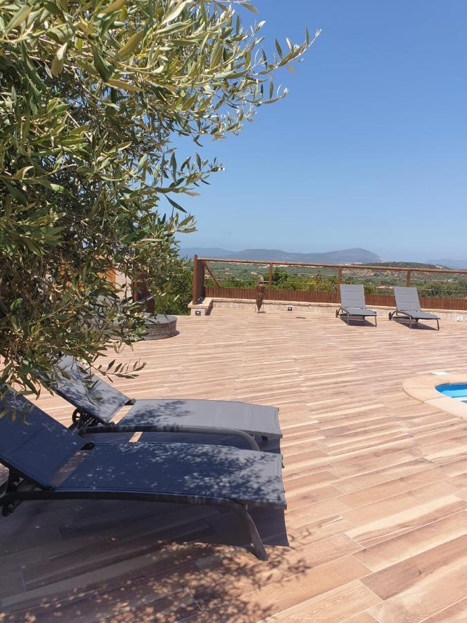 Luna E' Pedra - In Con Vista Sulla Baia Di E Piscina, 2 O 3 Private Affittacamere Alghero
